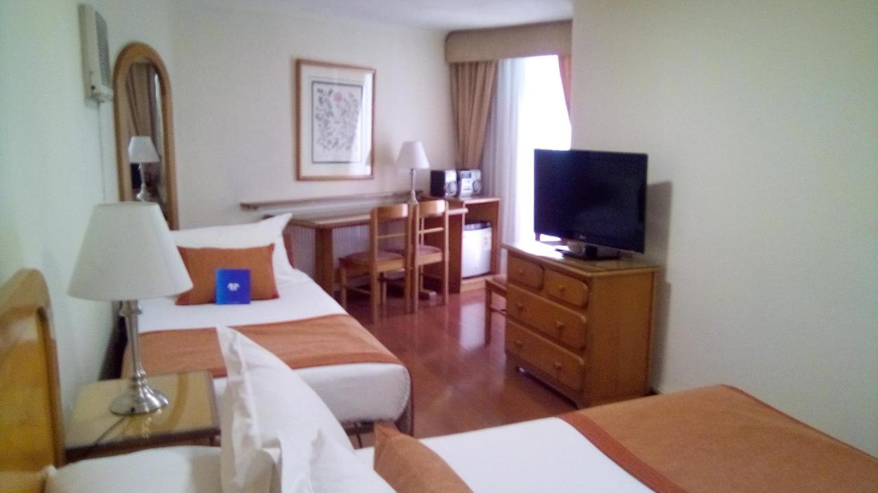 Hotel Presidente Santiago Luaran gambar