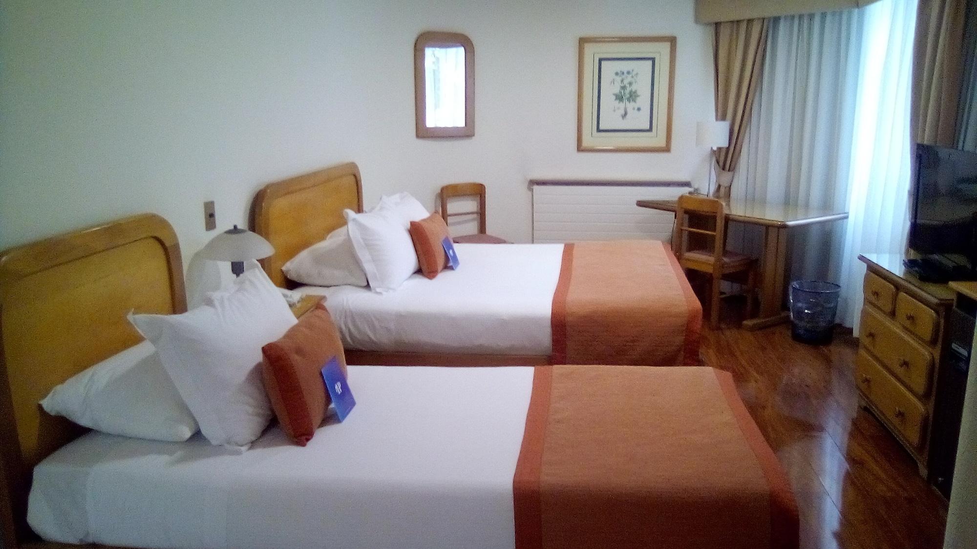 Hotel Presidente Santiago Luaran gambar