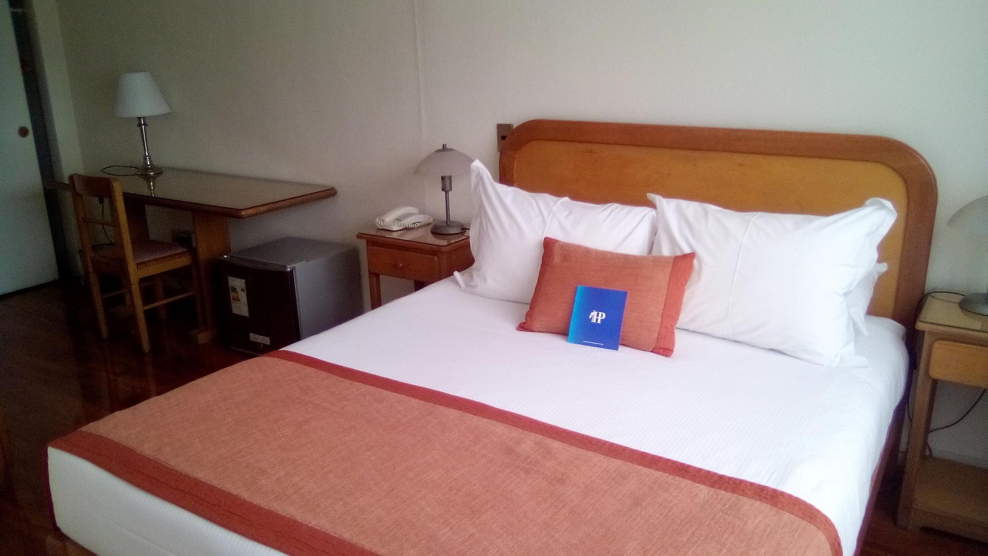 Hotel Presidente Santiago Luaran gambar