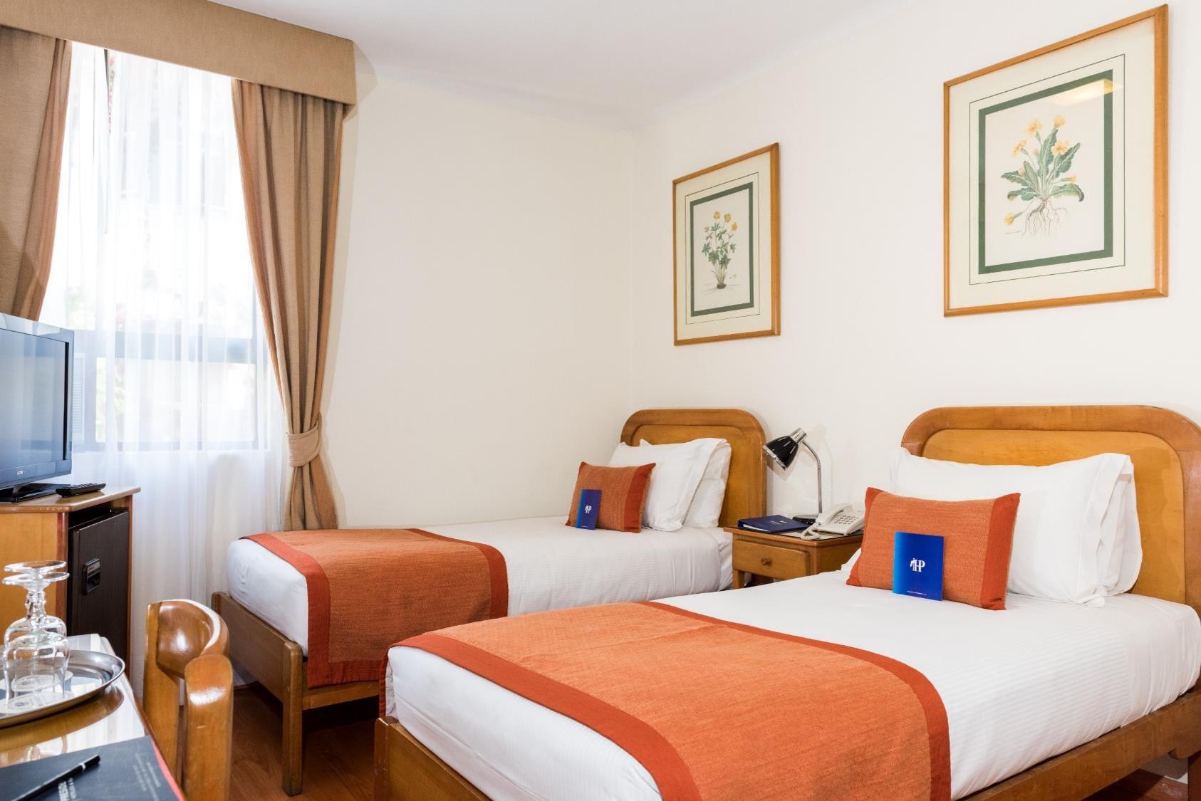 Hotel Presidente Santiago Luaran gambar