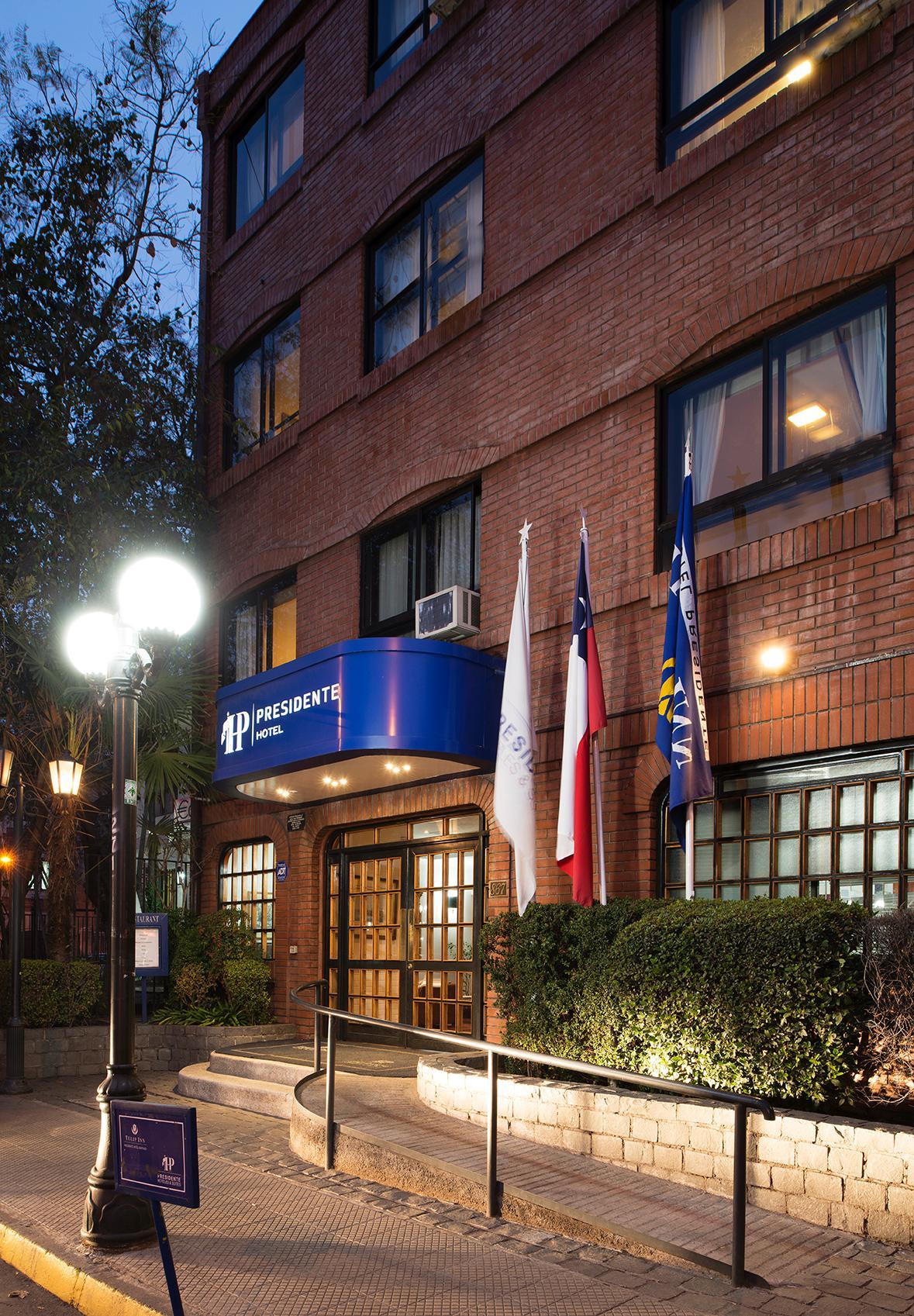 Hotel Presidente Santiago Luaran gambar