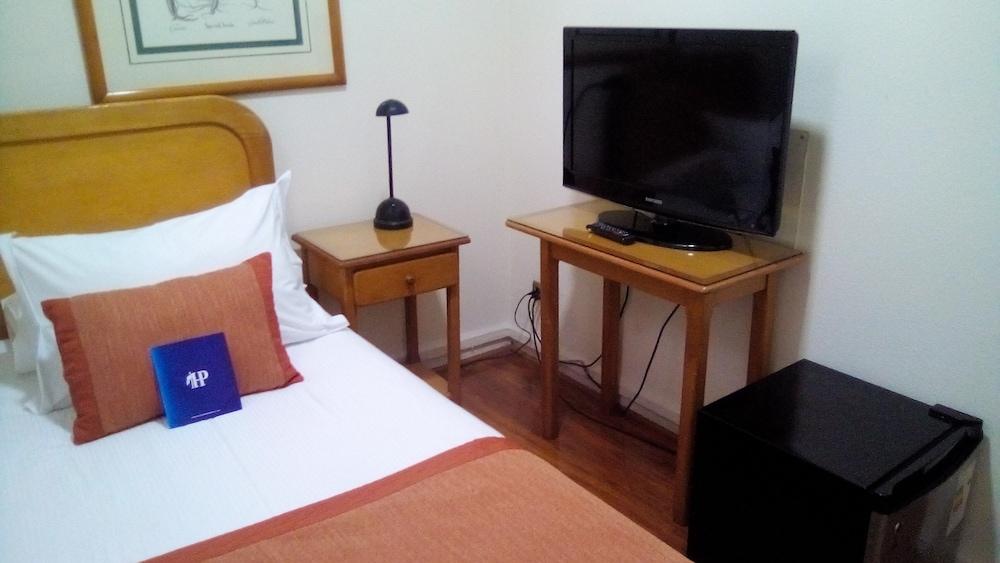 Hotel Presidente Santiago Luaran gambar